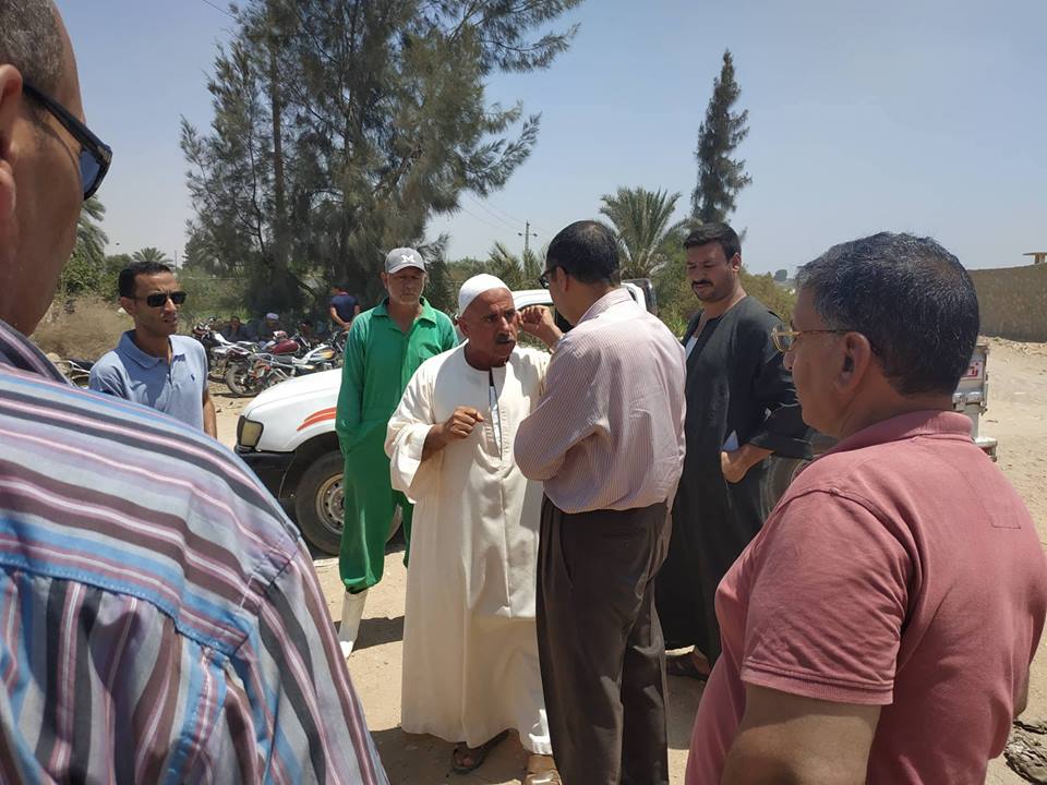 بالصور.. مياه القناة تنهى مشكلة مياه الشرب بأبو صوير