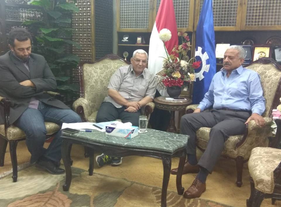 محافظ السويس يطالب بحلول سريعة لمشكلات الصرف والمعالجه ومياه الشرب