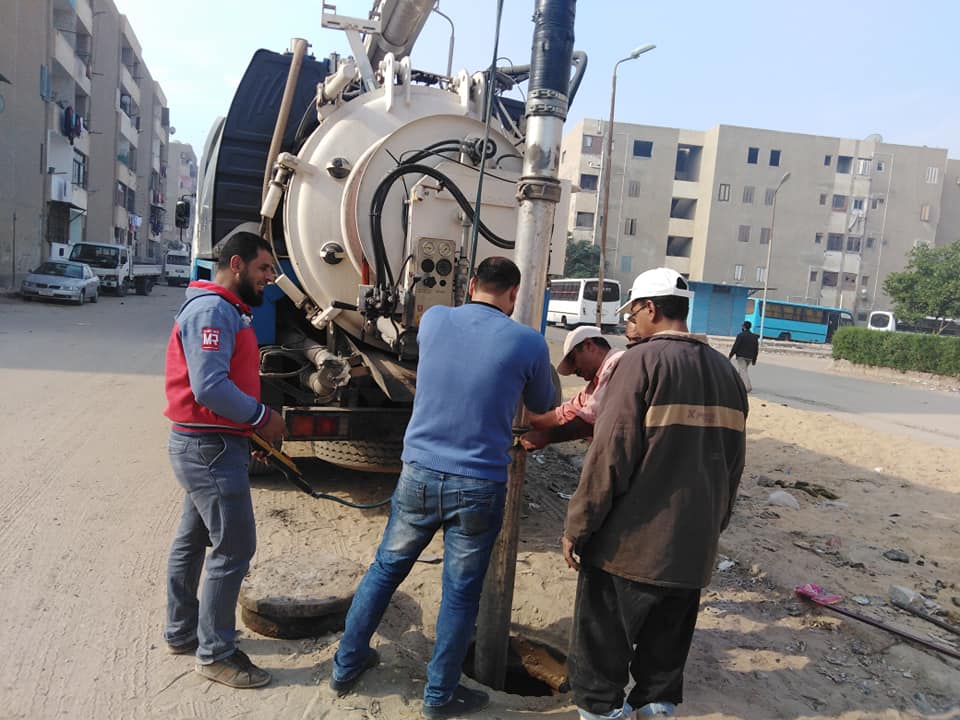 مياه القناه تنفذ خطة التطهير بقطاعى الإسماعيليه وبورسعيد